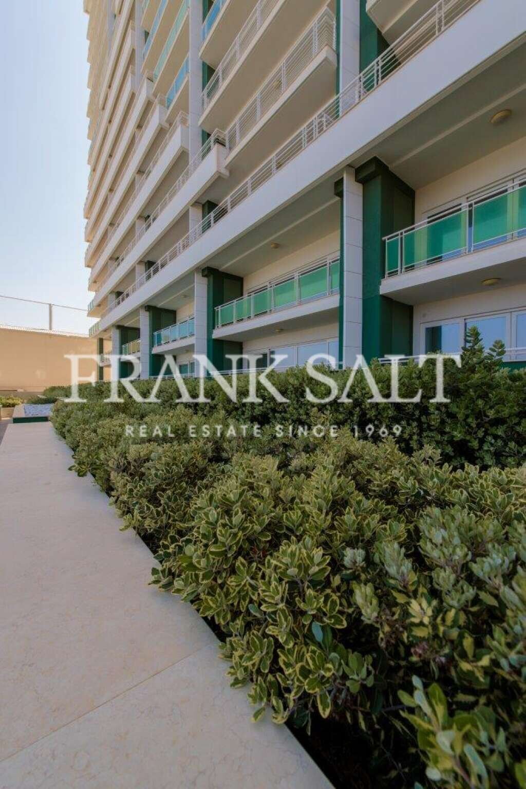 Fort Cambridge, 3 Bedrooms Bedrooms, ,1 BathroomBathrooms,For Sale,FRSA-452529