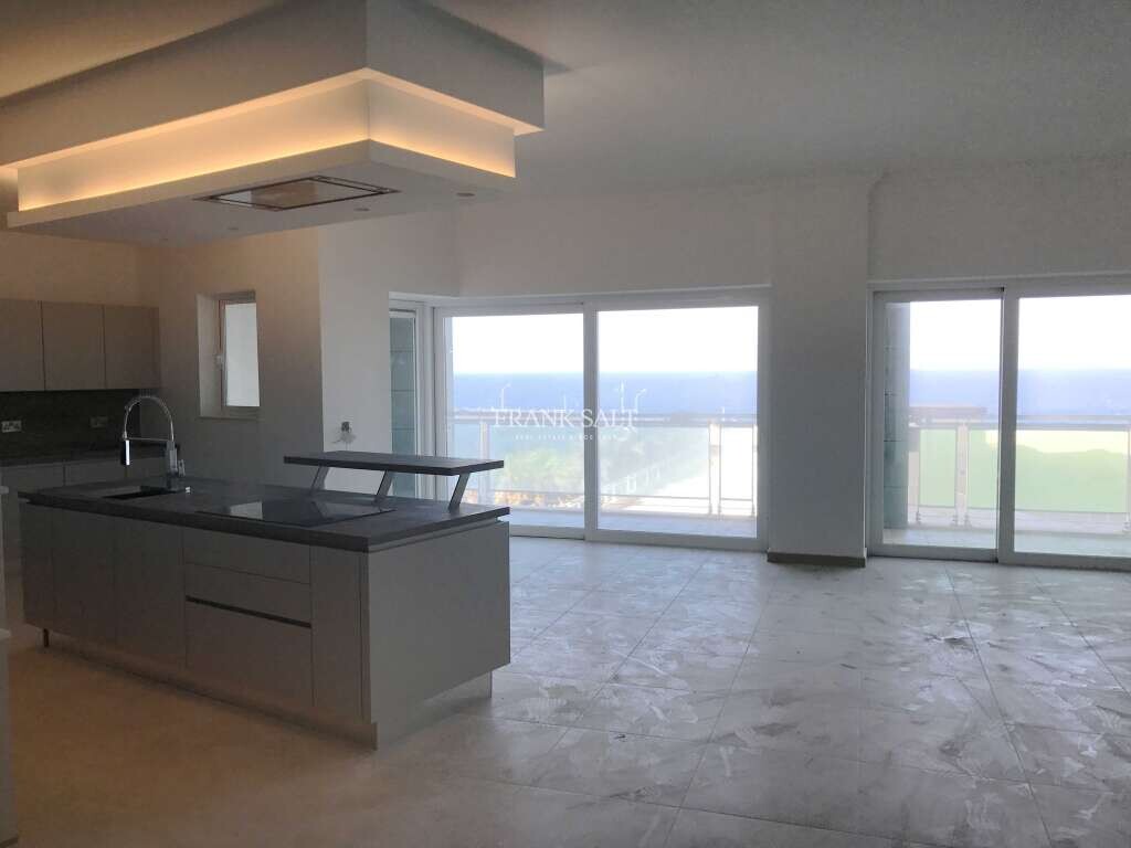 Fort Cambridge, 3 Bedrooms Bedrooms, ,1 BathroomBathrooms,For Sale,FRSA-452529