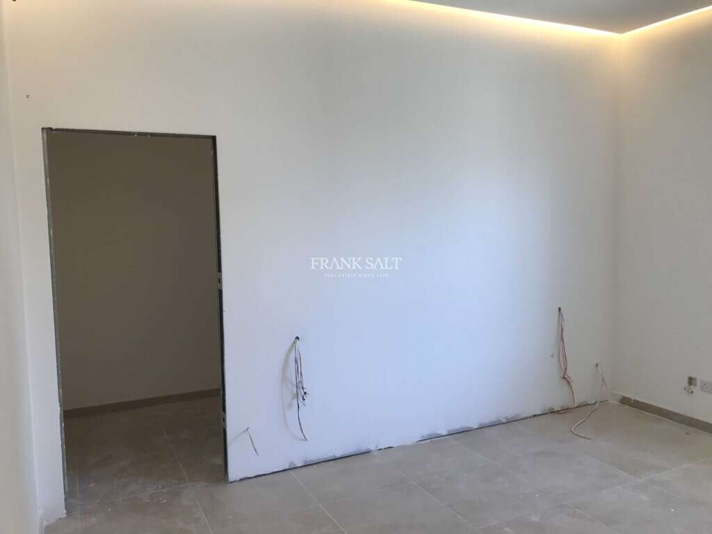 Fort Cambridge, 3 Bedrooms Bedrooms, ,1 BathroomBathrooms,For Sale,FRSA-452529