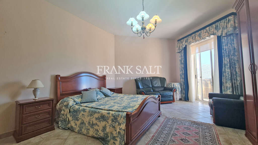 Mellieha, 3 Bedrooms Bedrooms, ,2 BathroomsBathrooms,For Sale,FRSA-509976