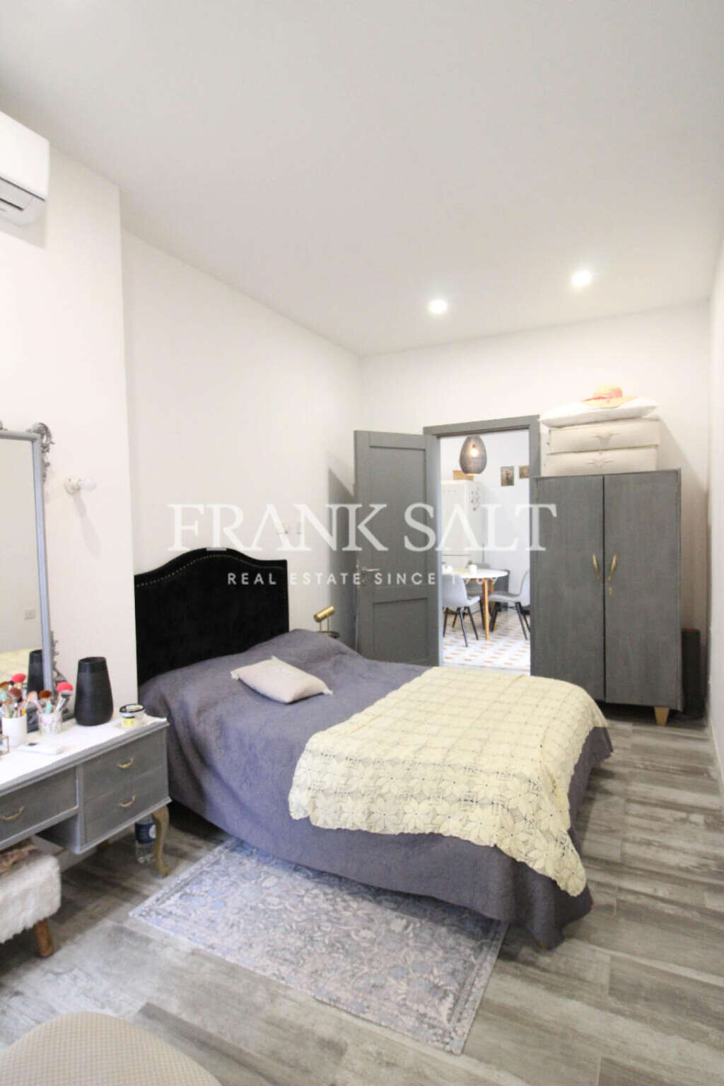 Birkirkara, 1 Bedroom Bedrooms, ,1 BathroomBathrooms,For Sale,FRSA-354195
