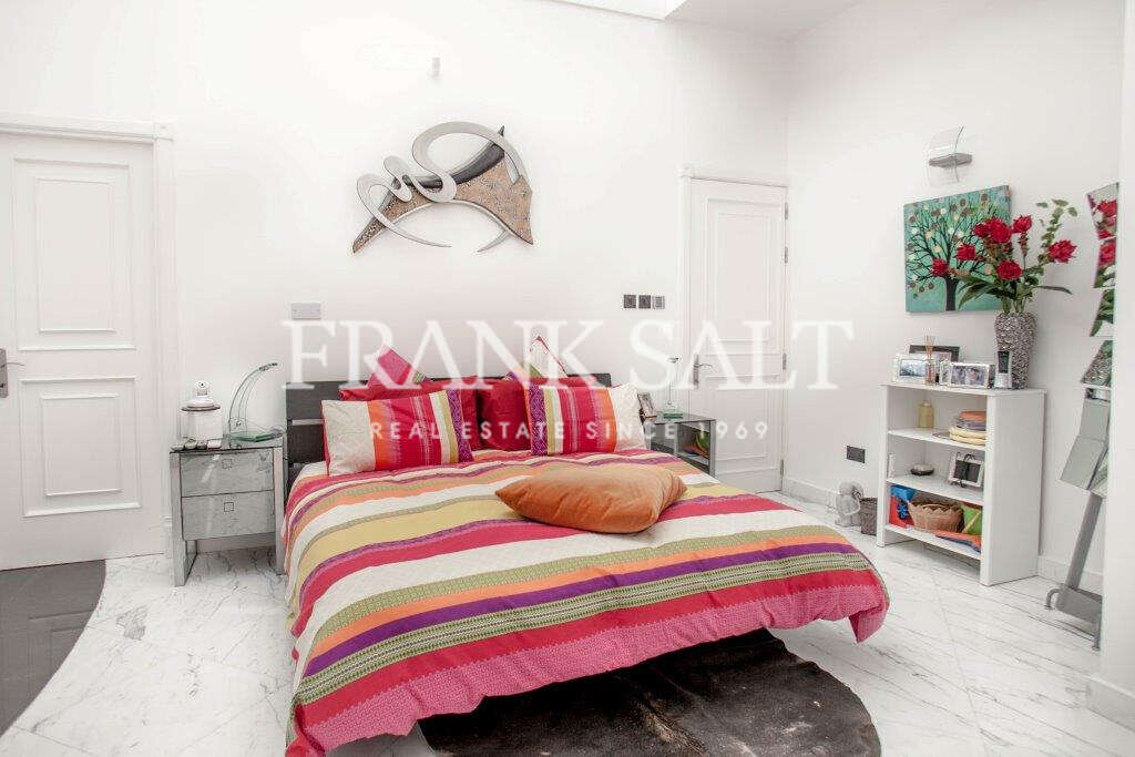 Sliema, 3 Bedrooms Bedrooms, ,2 BathroomsBathrooms,For Sale,FRSA-616268