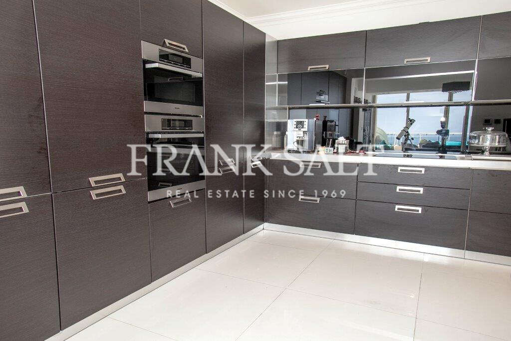 Sliema, 3 Bedrooms Bedrooms, ,2 BathroomsBathrooms,For Sale,FRSA-616268