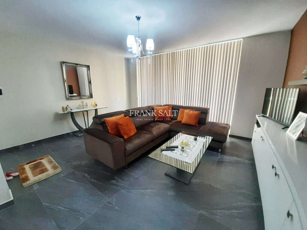 Gharb, Gozo, 3 Bedrooms Bedrooms, ,For Sale,FRSA-115436