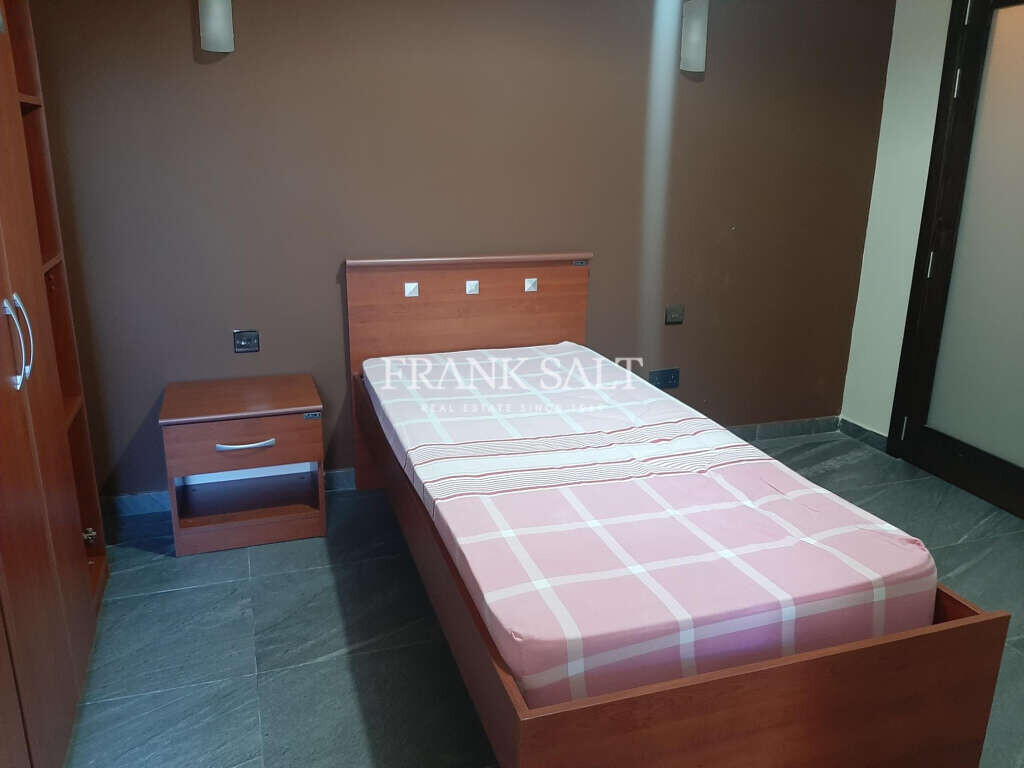 Gharb, Gozo, 3 Bedrooms Bedrooms, ,For Sale,FRSA-115436