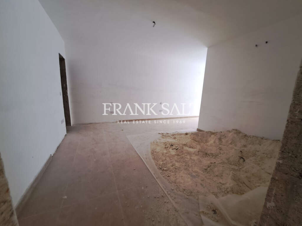 Bugibba, 3 Bedrooms Bedrooms, ,For Sale,FRSA-043781