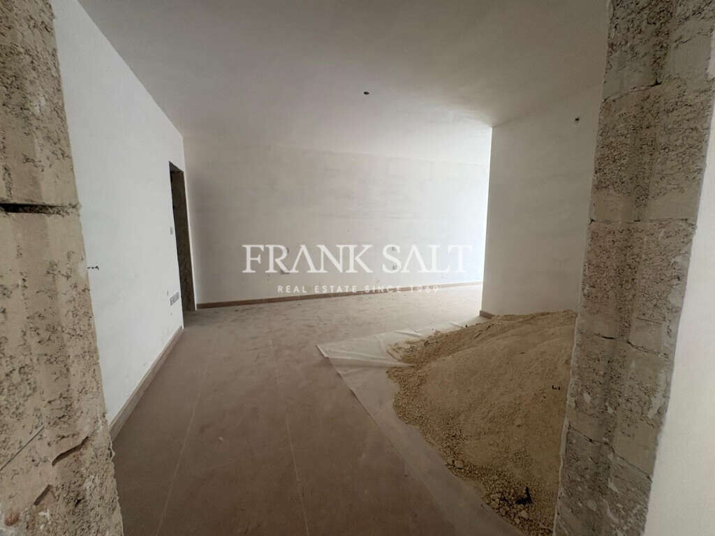 Bugibba, 3 Bedrooms Bedrooms, ,For Sale,FRSA-043781