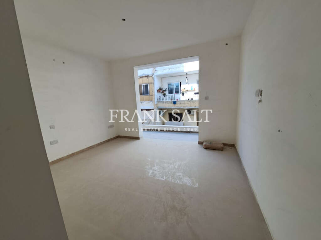 Bugibba, 3 Bedrooms Bedrooms, ,For Sale,FRSA-043781