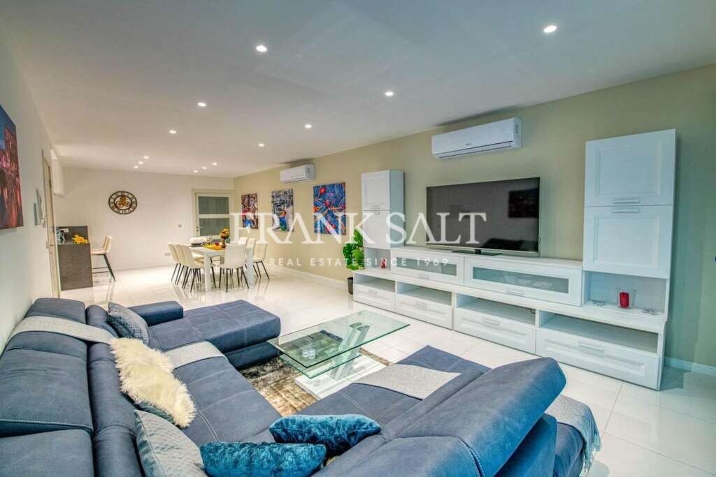 St Julians, 3 Bedrooms Bedrooms, ,1 BathroomBathrooms,For Sale,FRSA-043766