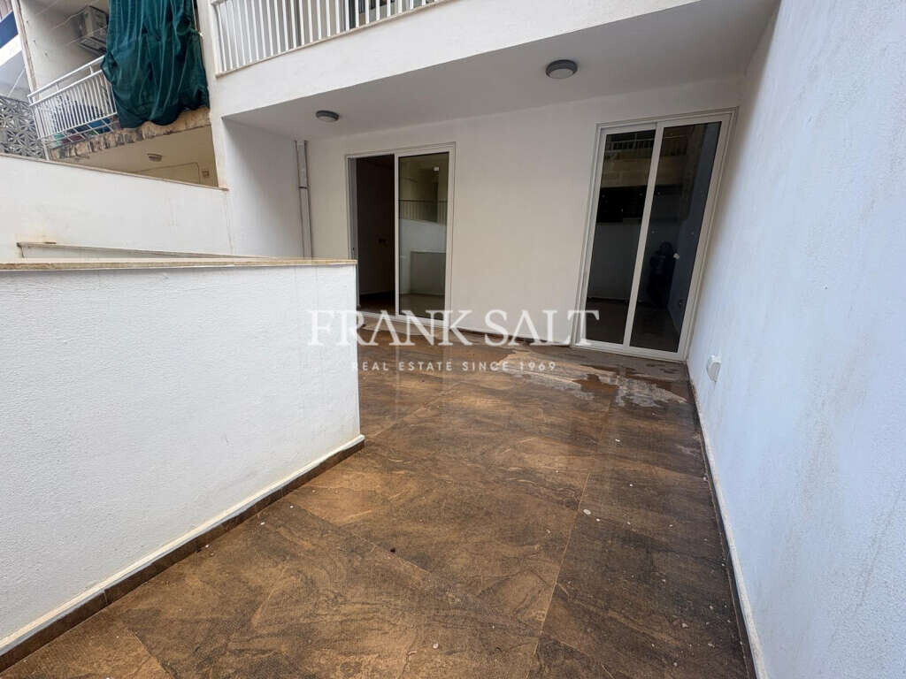 Bugibba, 3 Bedrooms Bedrooms, ,1 BathroomBathrooms,For Sale,FRSA-043779