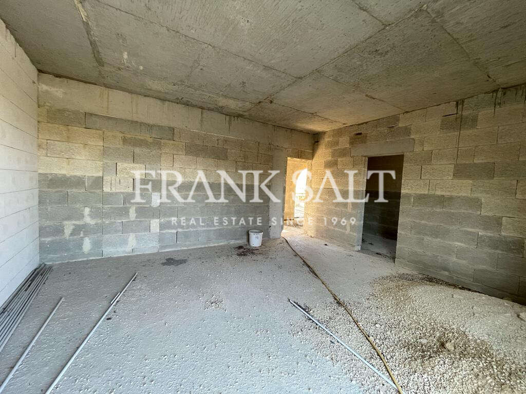 Naxxar, 3 Bedrooms Bedrooms, ,For Sale,FRSA-043767