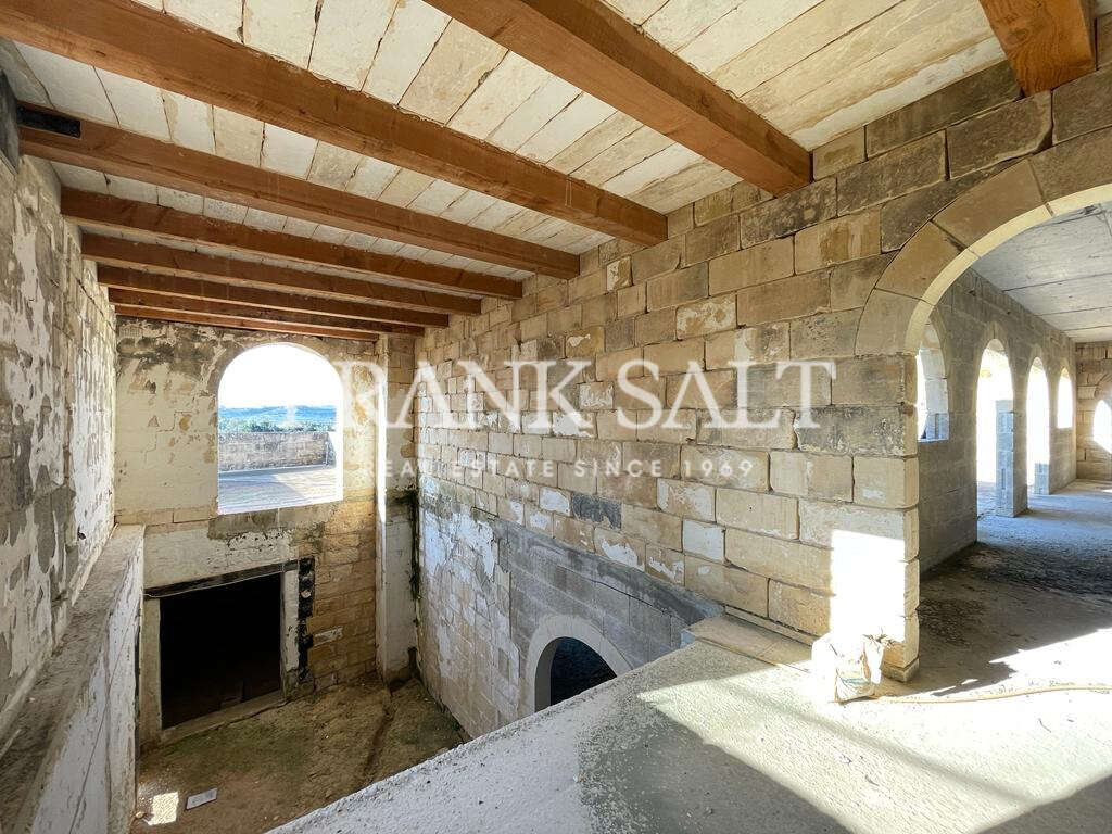 Naxxar, 3 Bedrooms Bedrooms, ,For Sale,FRSA-043778