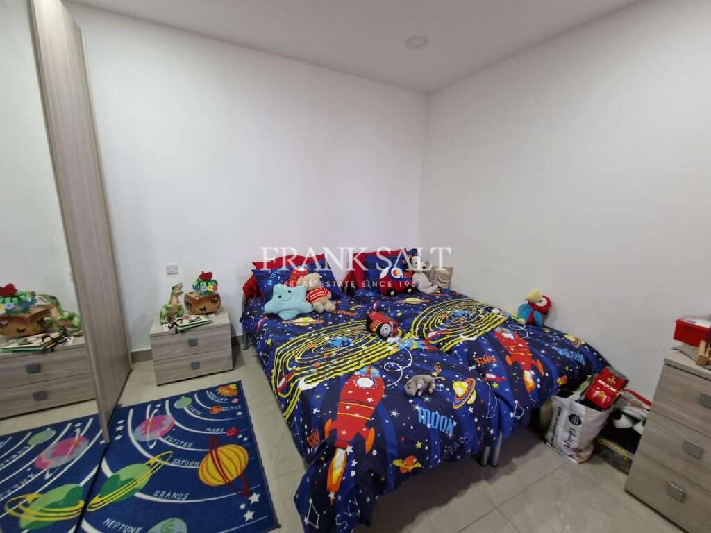 Luqa, 4 Bedrooms Bedrooms, ,1 BathroomBathrooms,For Sale,FRSA-714724