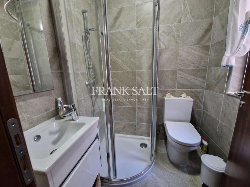 Luqa, 4 Bedrooms Bedrooms, ,1 BathroomBathrooms,For Sale,FRSA-714724