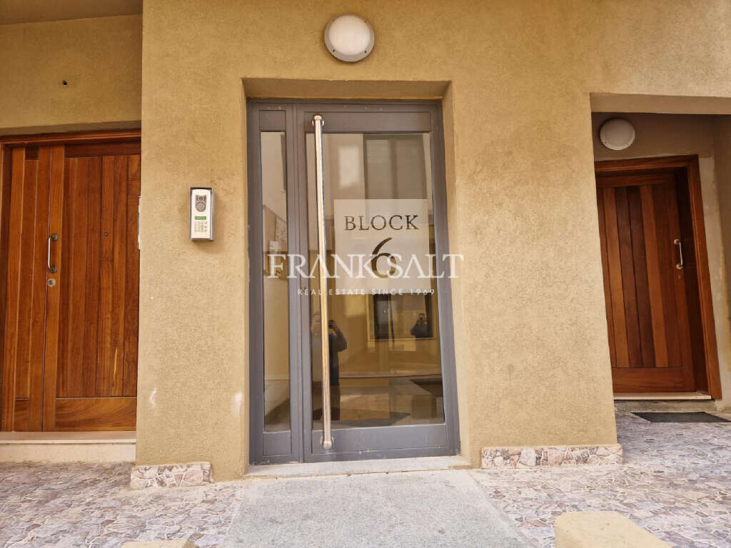 Luqa, 4 Bedrooms Bedrooms, ,1 BathroomBathrooms,For Sale,FRSA-714724