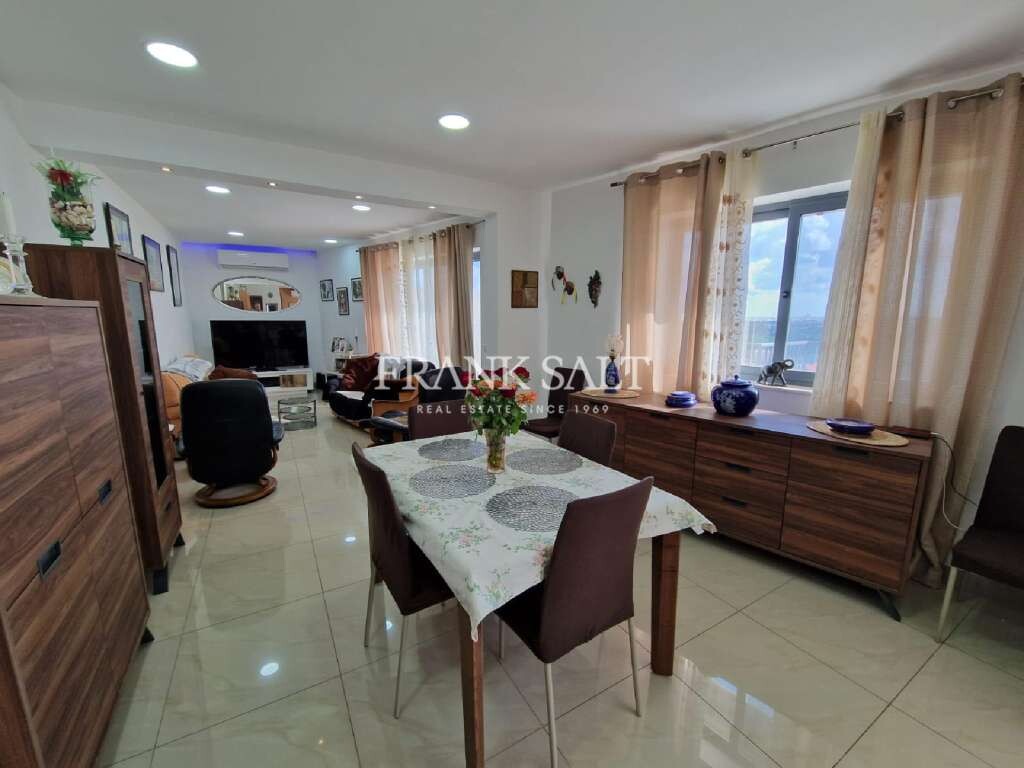 Luqa, 4 Bedrooms Bedrooms, ,1 BathroomBathrooms,For Sale,FRSA-714724