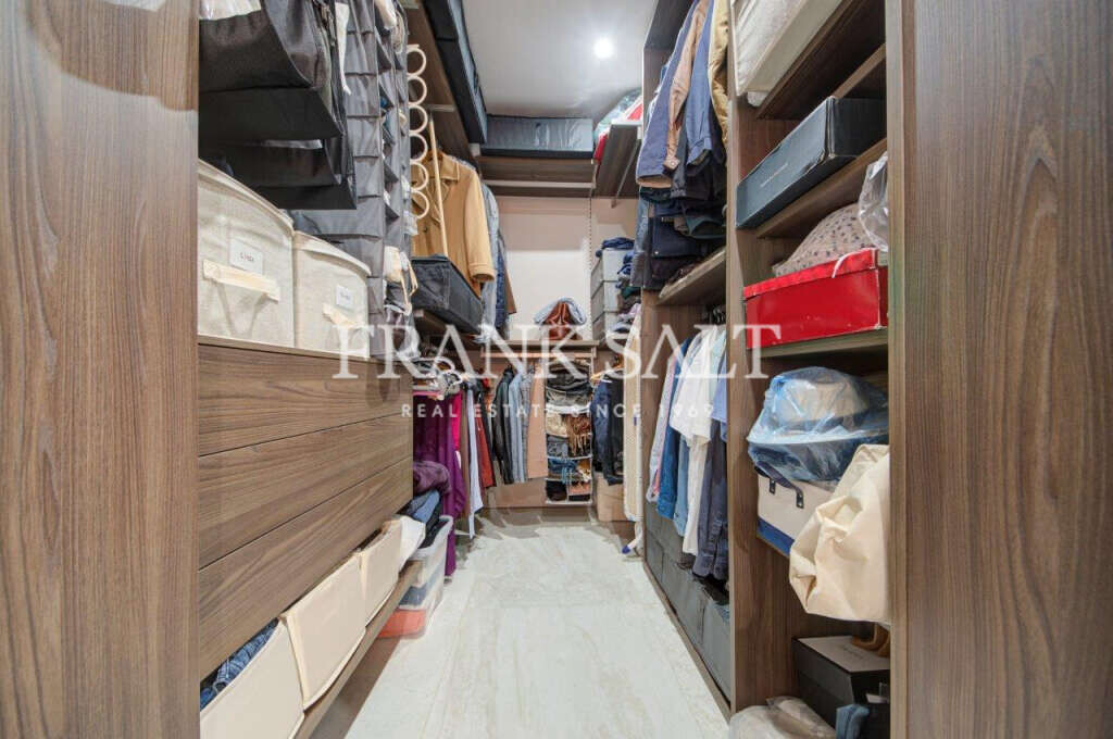 Zebbug, 3 Bedrooms Bedrooms, ,1 BathroomBathrooms,For Sale,FRSA-511365