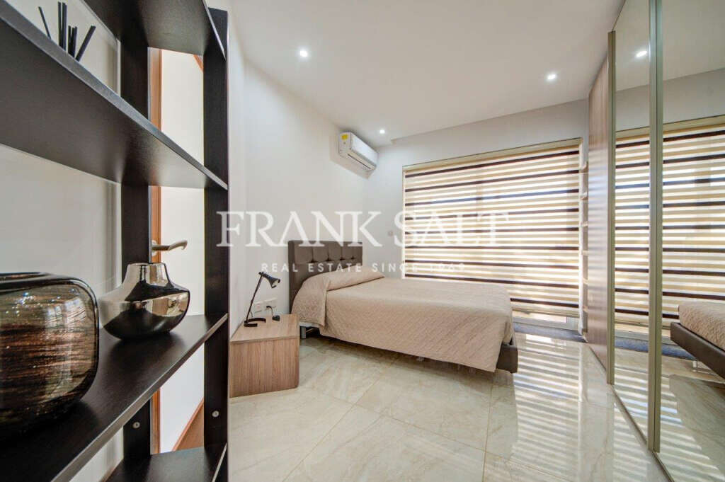 Zebbug, 3 Bedrooms Bedrooms, ,1 BathroomBathrooms,For Sale,FRSA-511365