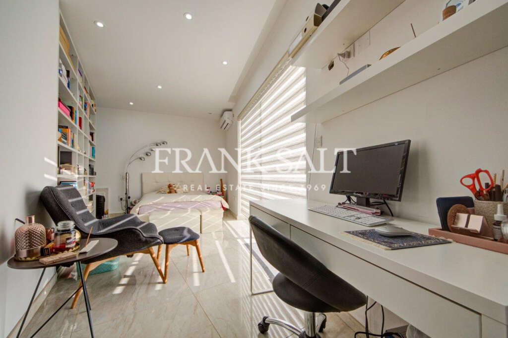 Zebbug, 3 Bedrooms Bedrooms, ,1 BathroomBathrooms,For Sale,FRSA-511365