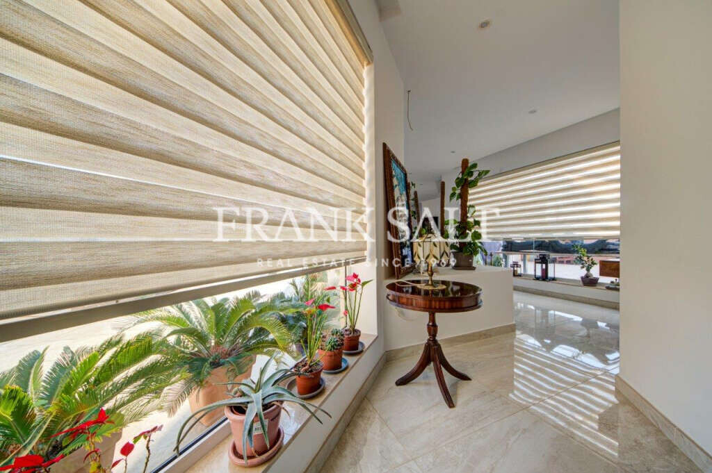 Zebbug, 3 Bedrooms Bedrooms, ,1 BathroomBathrooms,For Sale,FRSA-511365