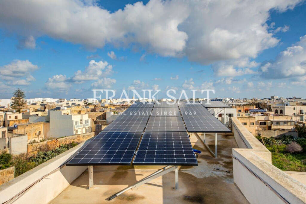 Zebbug, 3 Bedrooms Bedrooms, ,1 BathroomBathrooms,For Sale,FRSA-511365