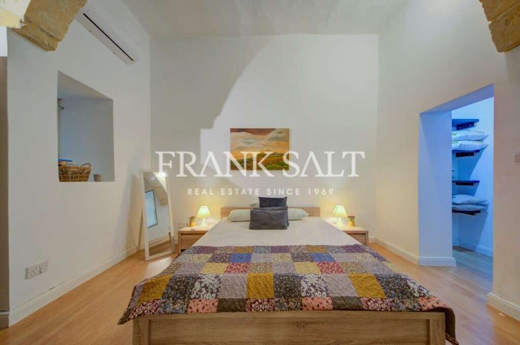Valletta, 3 Bedrooms Bedrooms, ,3 BathroomsBathrooms,For Sale,FRSA-029492