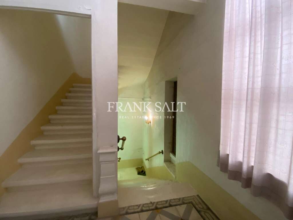 Qormi, 7 Bedrooms Bedrooms, ,For Sale,FRSA-354090