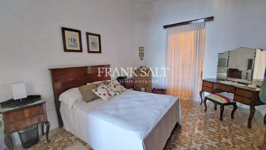 St Julians, ,For Sale,FRSA-043653