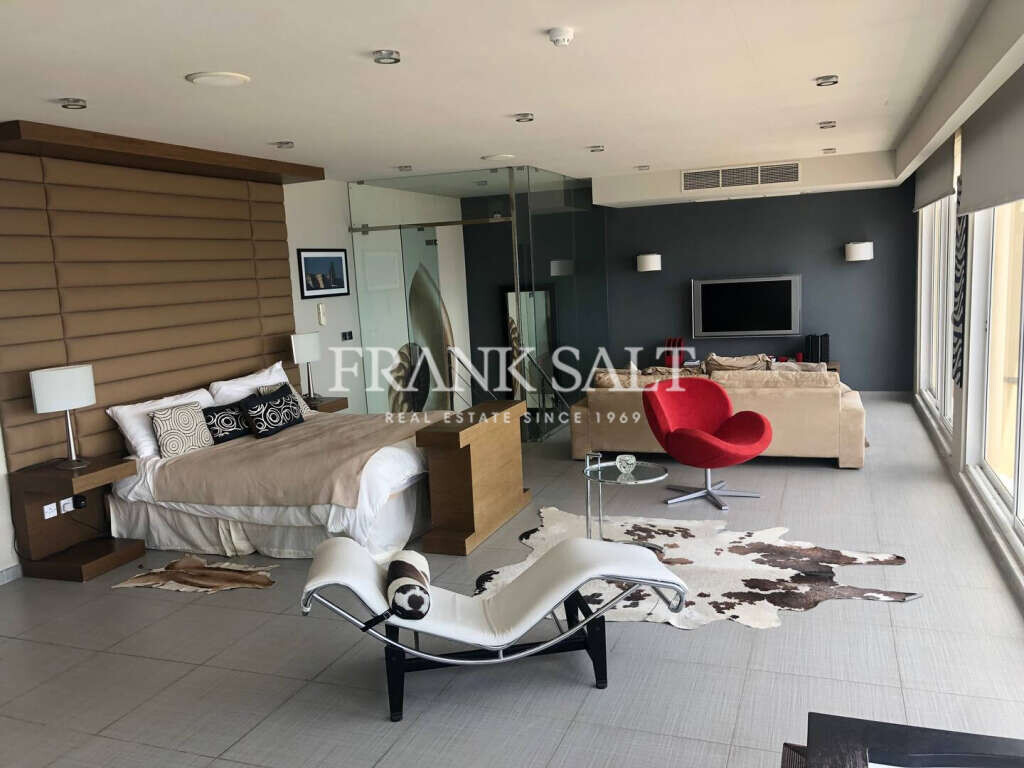 Sliema, 3 Bedrooms Bedrooms, ,2 BathroomsBathrooms,For Sale,FRSA-313727