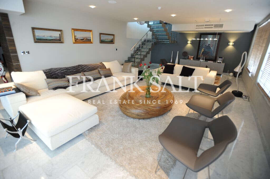 Sliema, 3 Bedrooms Bedrooms, ,2 BathroomsBathrooms,For Sale,FRSA-313727