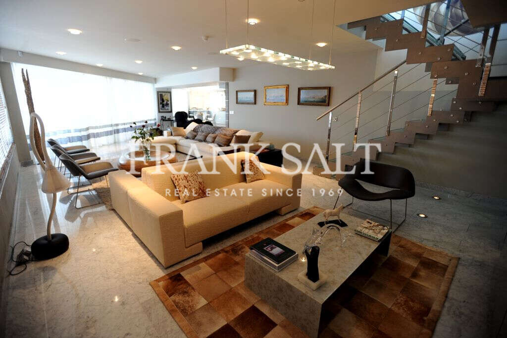 Sliema, 3 Bedrooms Bedrooms, ,2 BathroomsBathrooms,For Sale,FRSA-313727