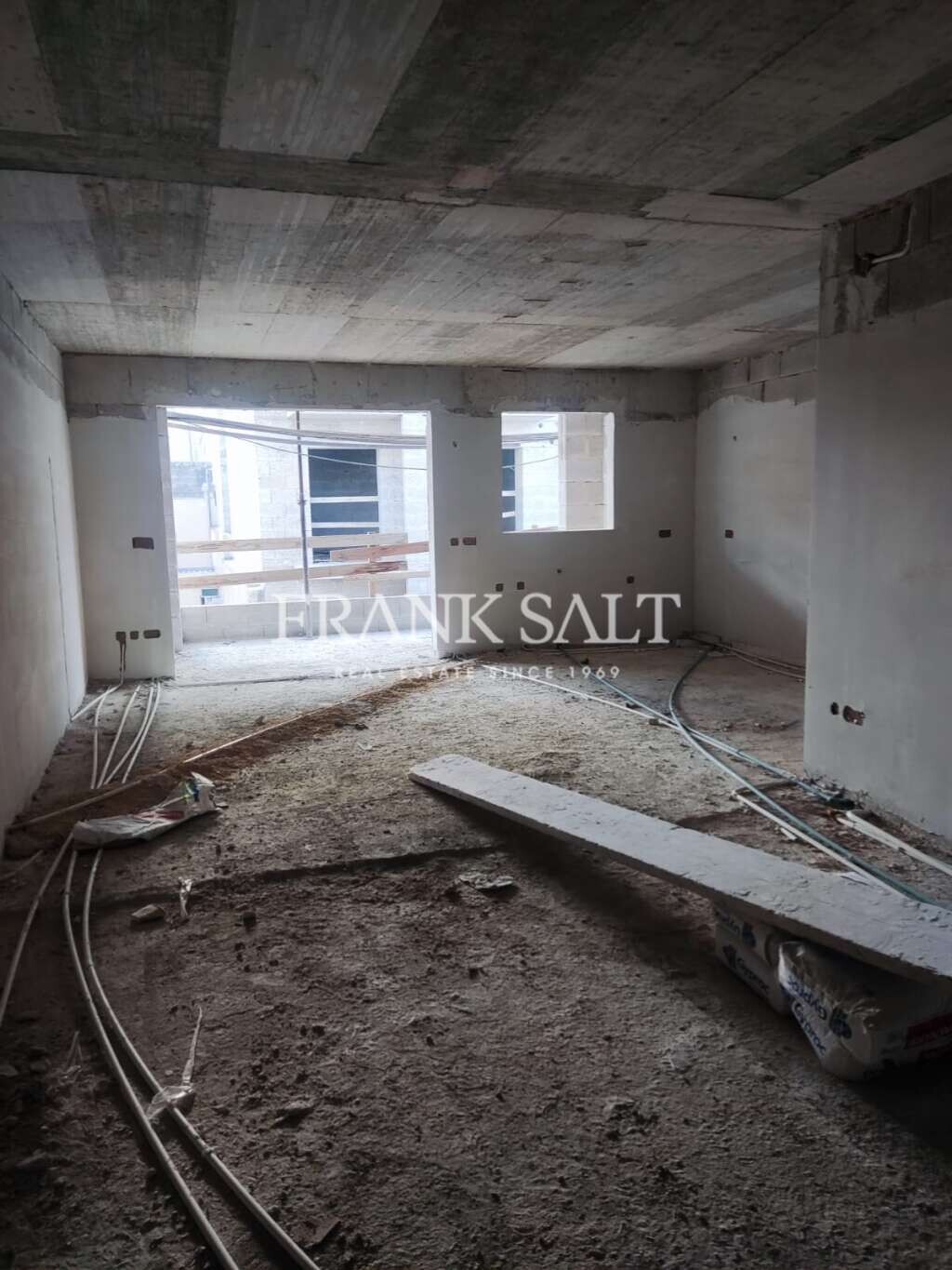 Mosta, 3 Bedrooms Bedrooms, ,1 BathroomBathrooms,For Sale,FRSA-619871