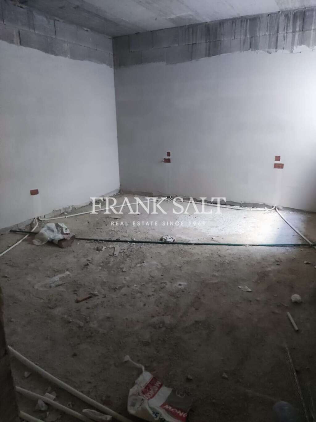 Mosta, 3 Bedrooms Bedrooms, ,1 BathroomBathrooms,For Sale,FRSA-619871