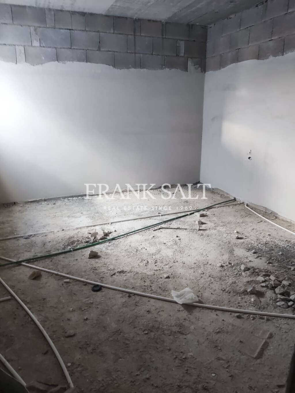 Mosta, 3 Bedrooms Bedrooms, ,1 BathroomBathrooms,For Sale,FRSA-619871