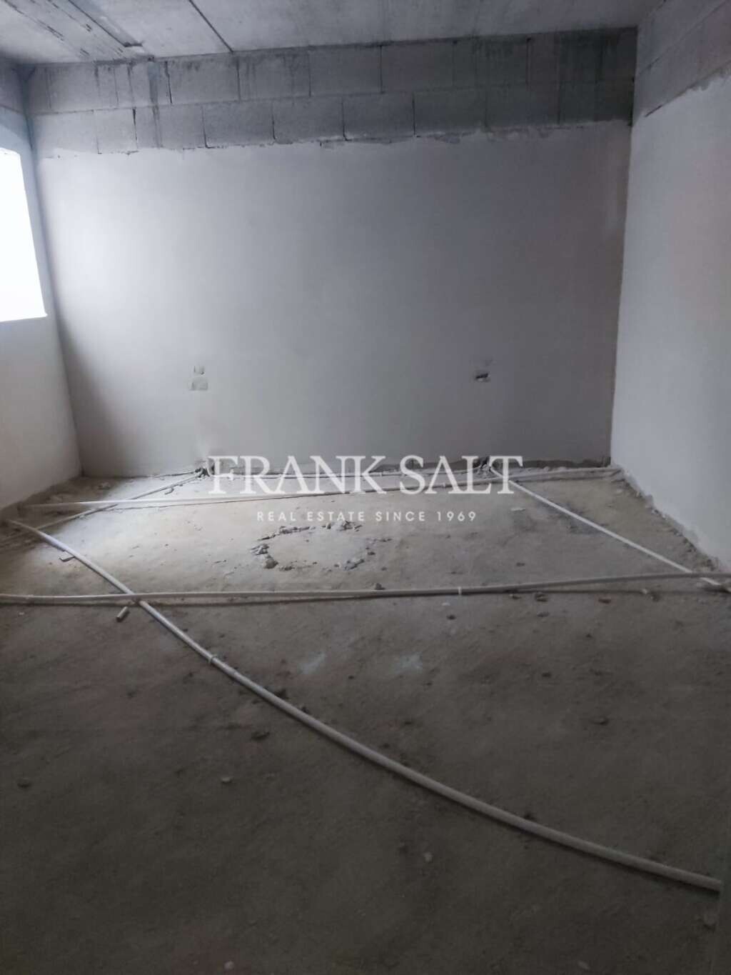 Mosta, 3 Bedrooms Bedrooms, ,1 BathroomBathrooms,For Sale,FRSA-619871