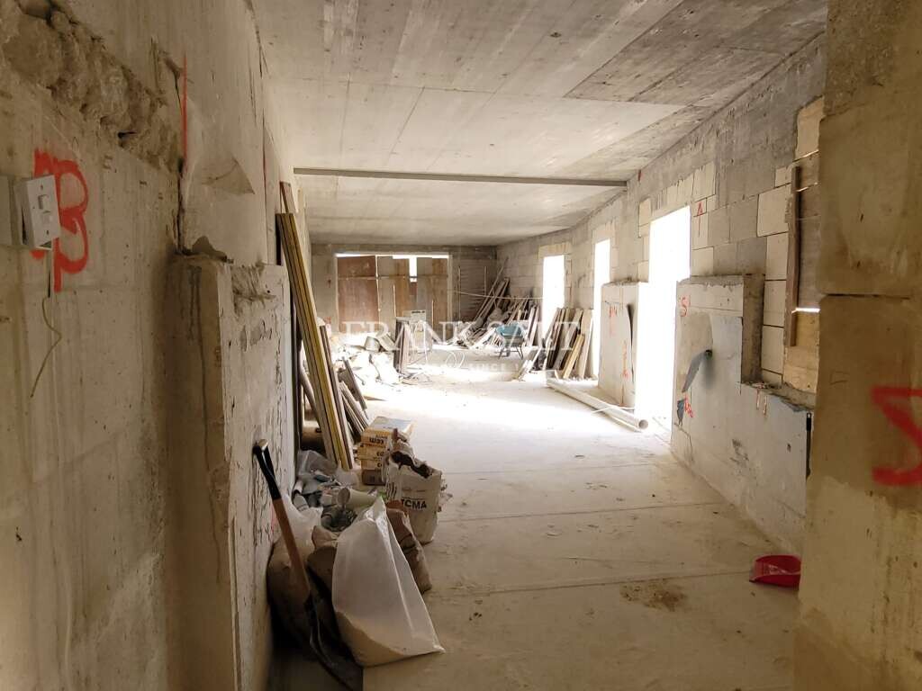 Marsalforn, Gozo, 2 Bedrooms Bedrooms, ,1 BathroomBathrooms,For Sale,FRSA-160440