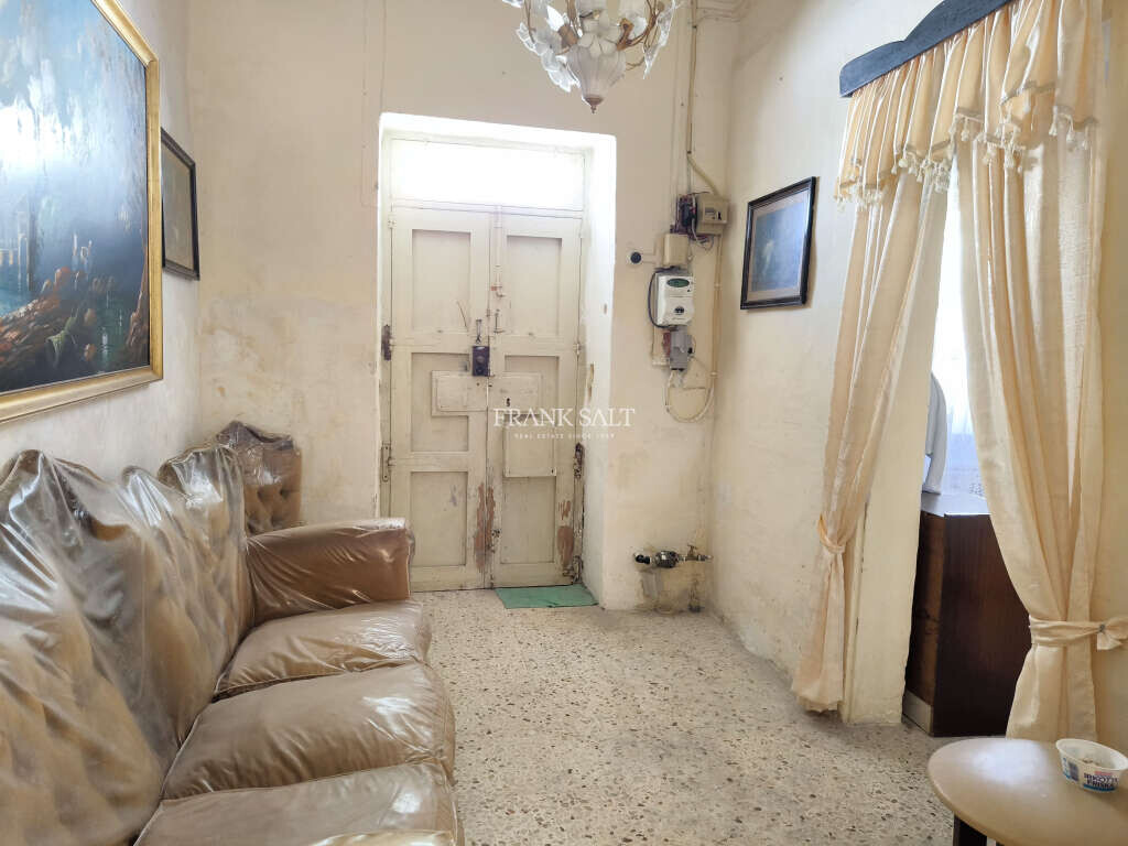 Naxxar, 2 Bedrooms Bedrooms, ,1 BathroomBathrooms,For Sale,FRSA-354081