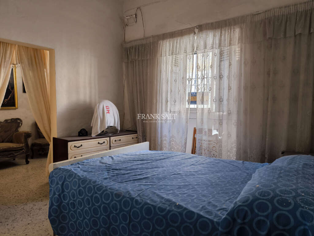Naxxar, 2 Bedrooms Bedrooms, ,1 BathroomBathrooms,For Sale,FRSA-354081