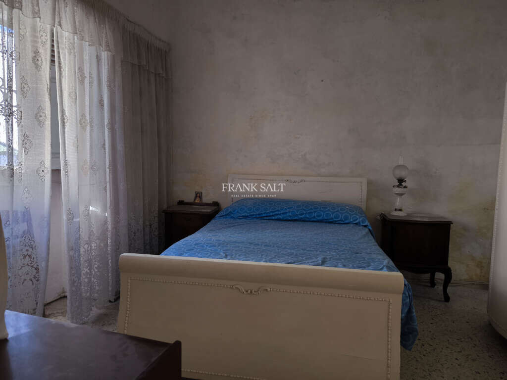 Naxxar, 2 Bedrooms Bedrooms, ,1 BathroomBathrooms,For Sale,FRSA-354081