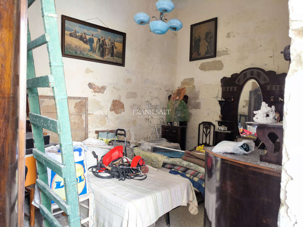 Naxxar, 2 Bedrooms Bedrooms, ,1 BathroomBathrooms,For Sale,FRSA-354081
