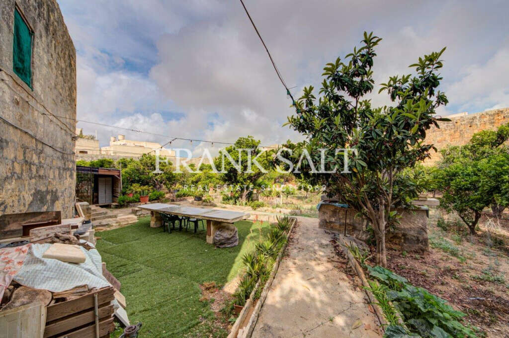 Zejtun, 6 Bedrooms Bedrooms, ,2 BathroomsBathrooms,For Sale,FRSA-425952
