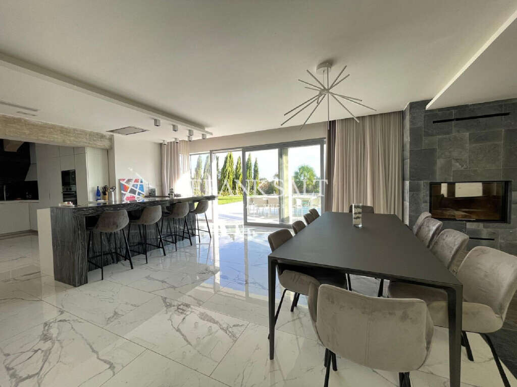 Wardija, 4 Bedrooms Bedrooms, ,2 BathroomsBathrooms,For Sale,FRSA-043514