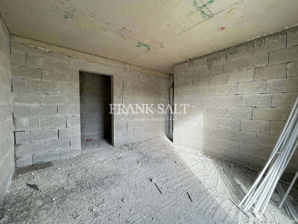 St Pauls Bay, 2 Bedrooms Bedrooms, ,1 BathroomBathrooms,For Sale,FRSA-043597