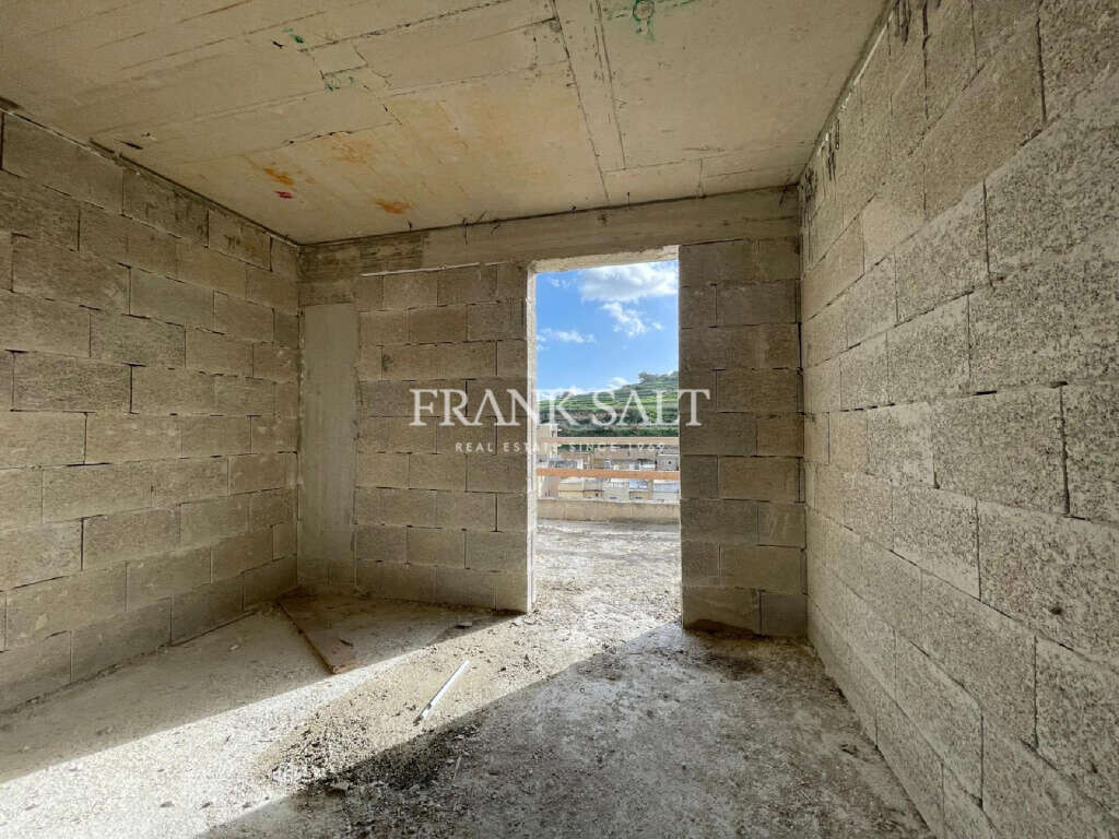 St Pauls Bay, 2 Bedrooms Bedrooms, ,1 BathroomBathrooms,For Sale,FRSA-043597