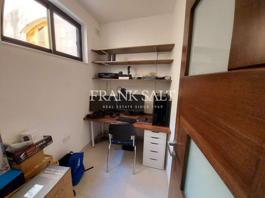 Kirkop, 3 Bedrooms Bedrooms, ,For Sale,FRSA-216329