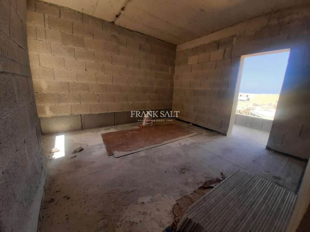 Marsalforn, Gozo, 2 Bedrooms Bedrooms, ,1 BathroomBathrooms,For Sale,FRSA-115184