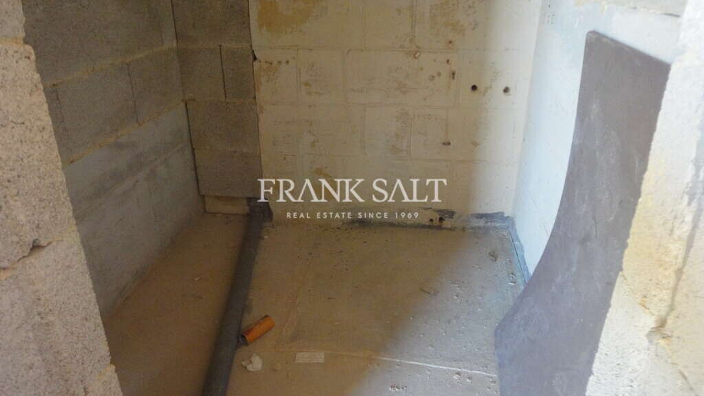 Marsalforn, Gozo, 1 Bedroom Bedrooms, ,1 BathroomBathrooms,For Sale,FRSA-115185