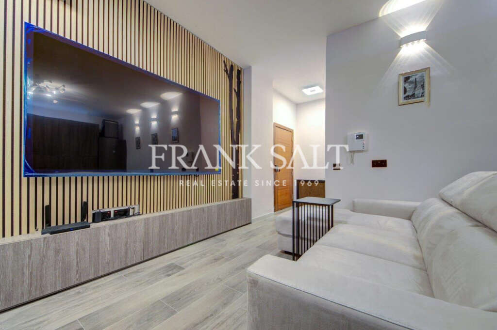 St Julians, 2 Bedrooms Bedrooms, ,1 BathroomBathrooms,For Sale,FRSA-321859