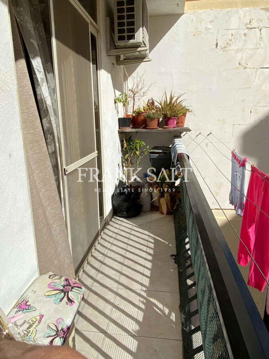 St Pauls Bay, 3 Bedrooms Bedrooms, ,1 BathroomBathrooms,For Sale,FRSA-714620