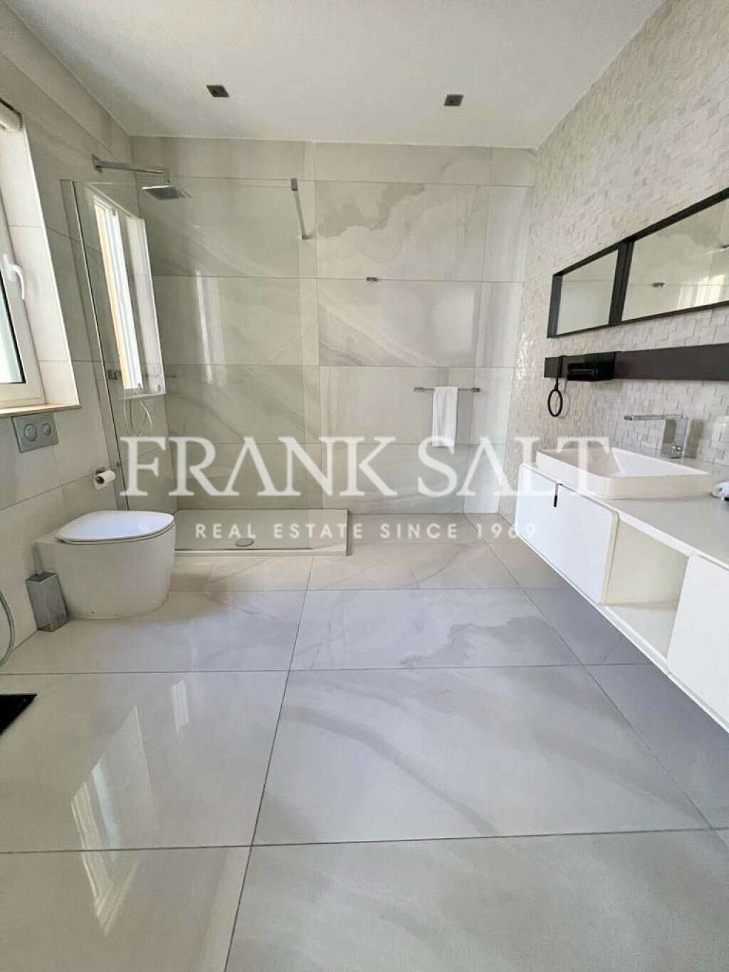 Sliema, 4 Bedrooms Bedrooms, ,3 BathroomsBathrooms,For Sale,FRSA-916555